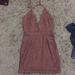 Toni body con dress